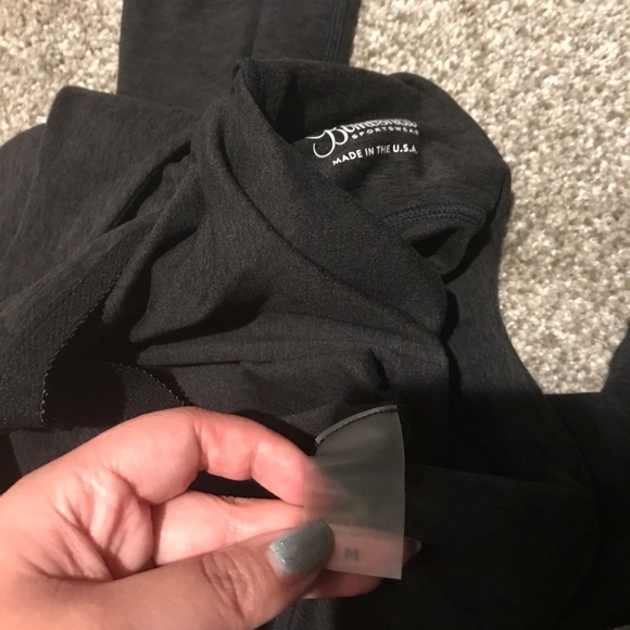 SOLD Bombshell Sportswear Athletic Bodysuit M Onyx NWT - Picture 4 of 8